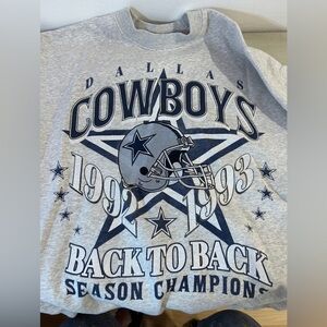 Dallas Cowboys crew neck sweatshirt from Abercrombie & Fitch